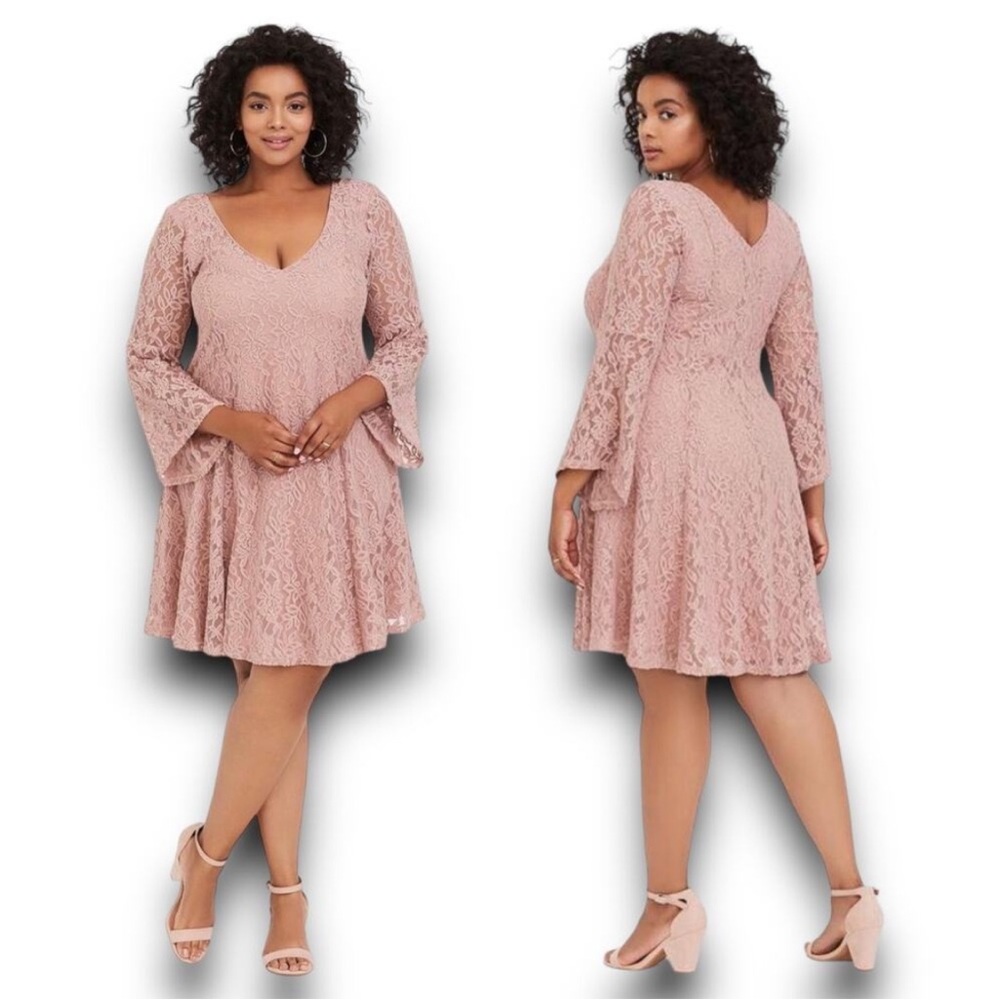 Torrid Lace Bell Sleeve Trapeze Swing Knee Length Dress V-neck Pale Blush